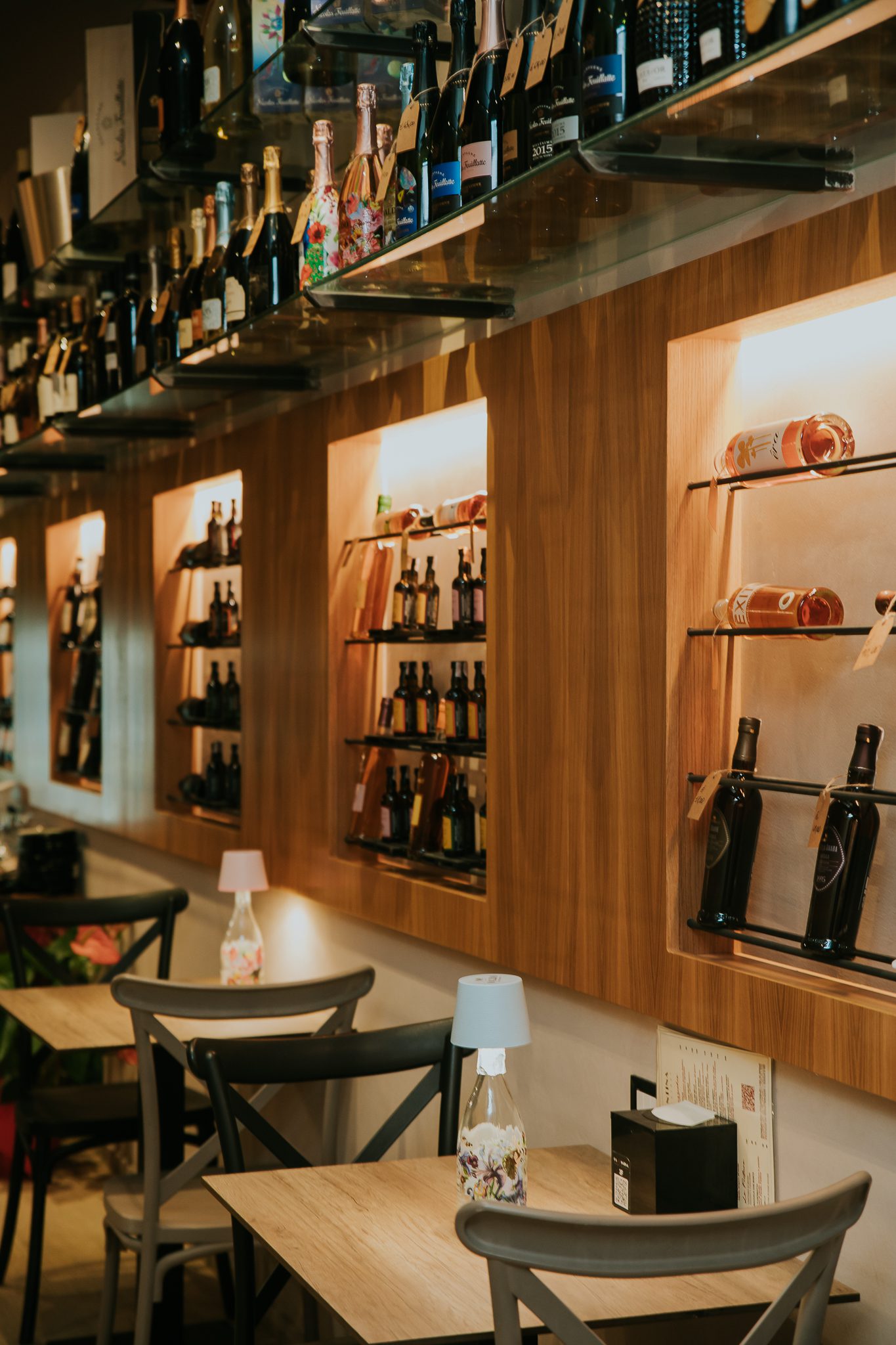 Interno La Cantina